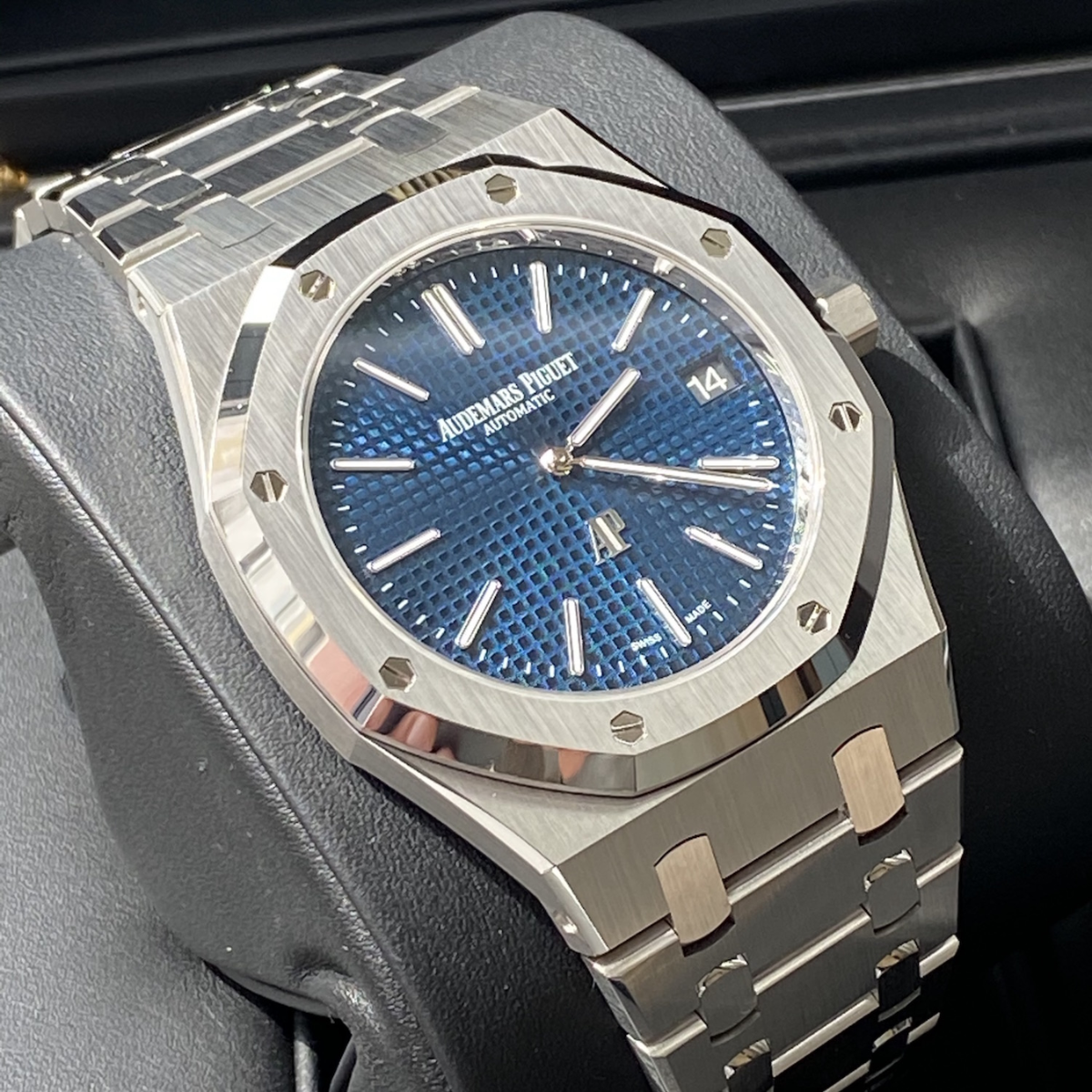 Audemars Piguet Royal Oak Jumbo Extra